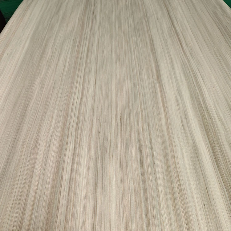 White Poplar Engineered Wood Veneer Sheet